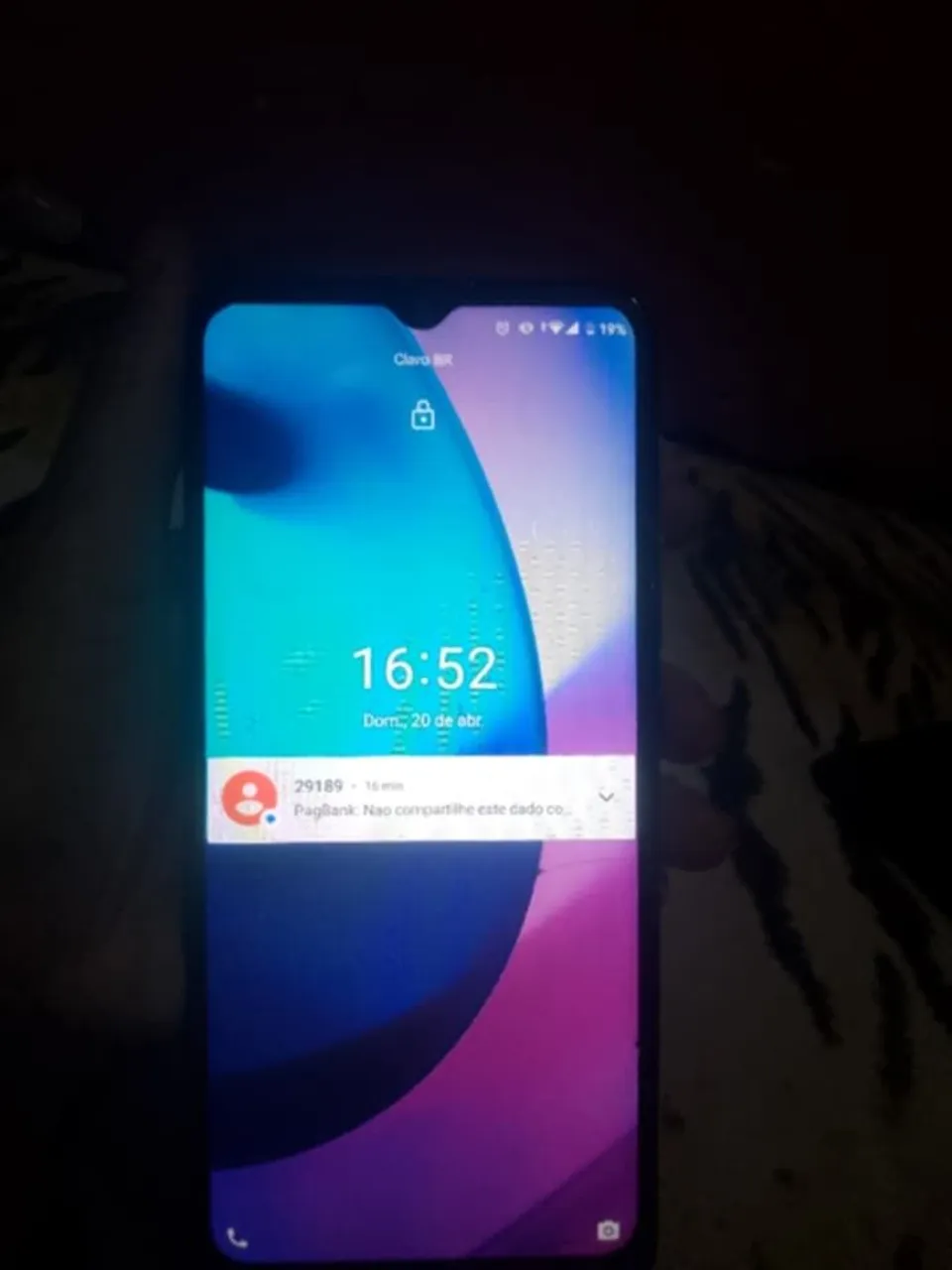Moto e20