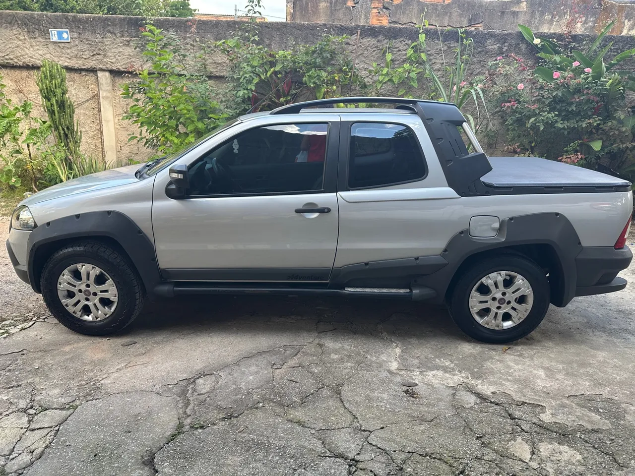 FIAT STRADA 2012 Usados e Novos
