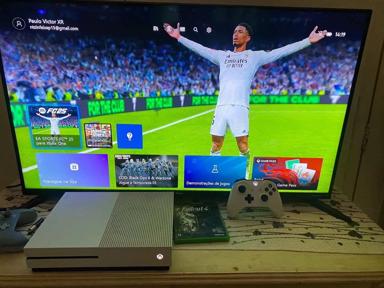 Xbox One S 