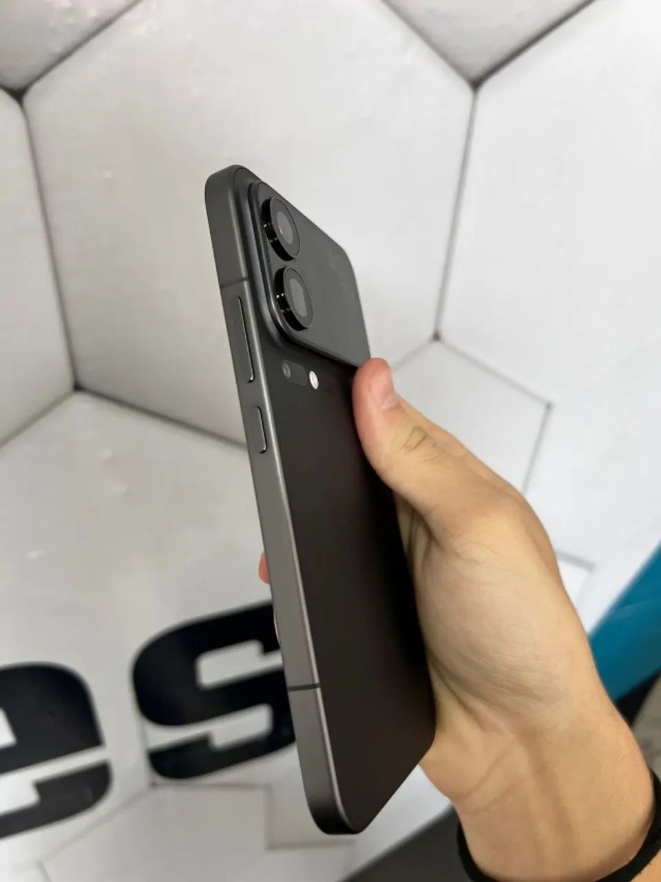 Xiaomi 17 pro max 16+16/512 - Celulares e Smartphones - Jardim