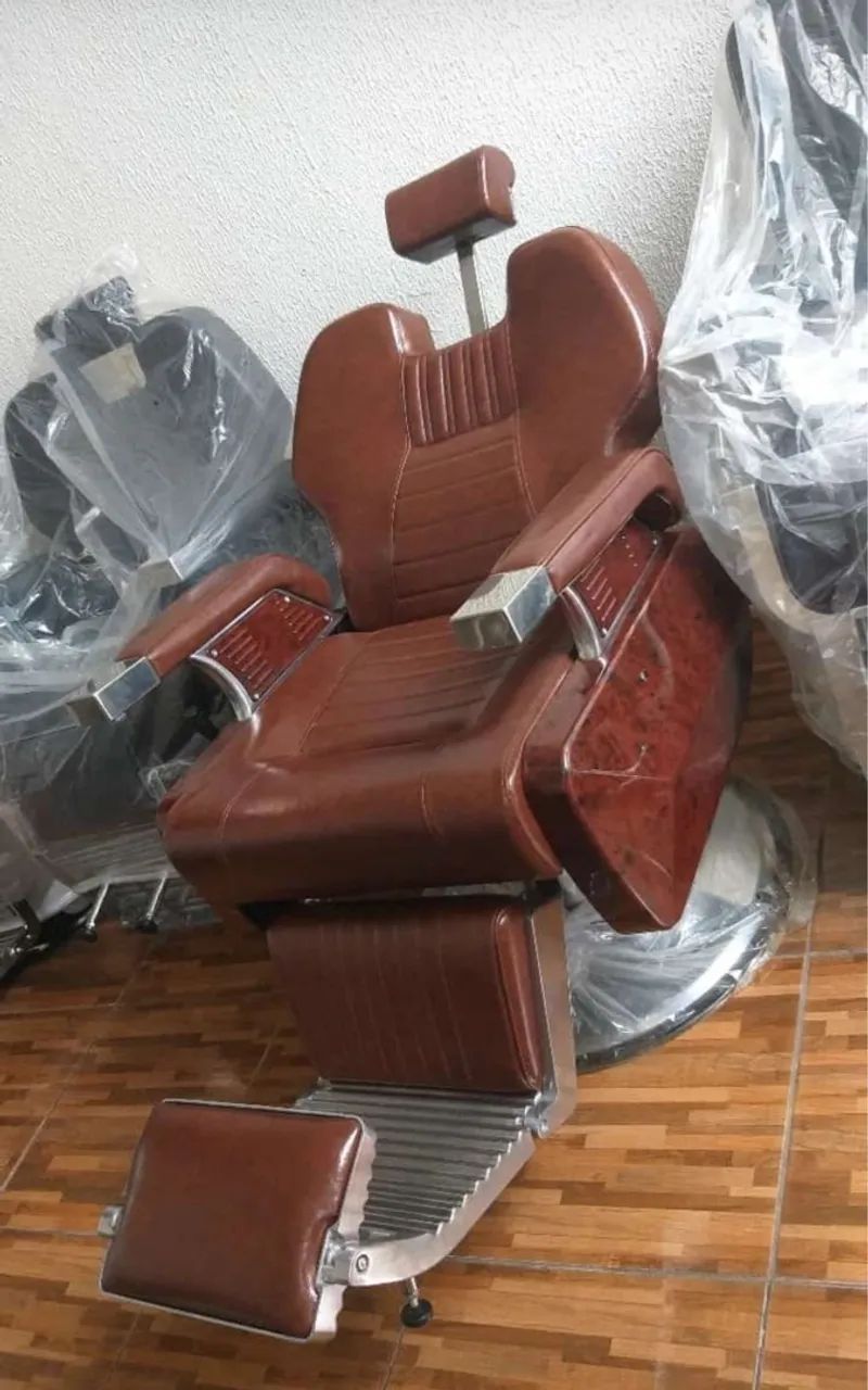 Cadeira de Barbeiro Clássica - Conforto e Estilo