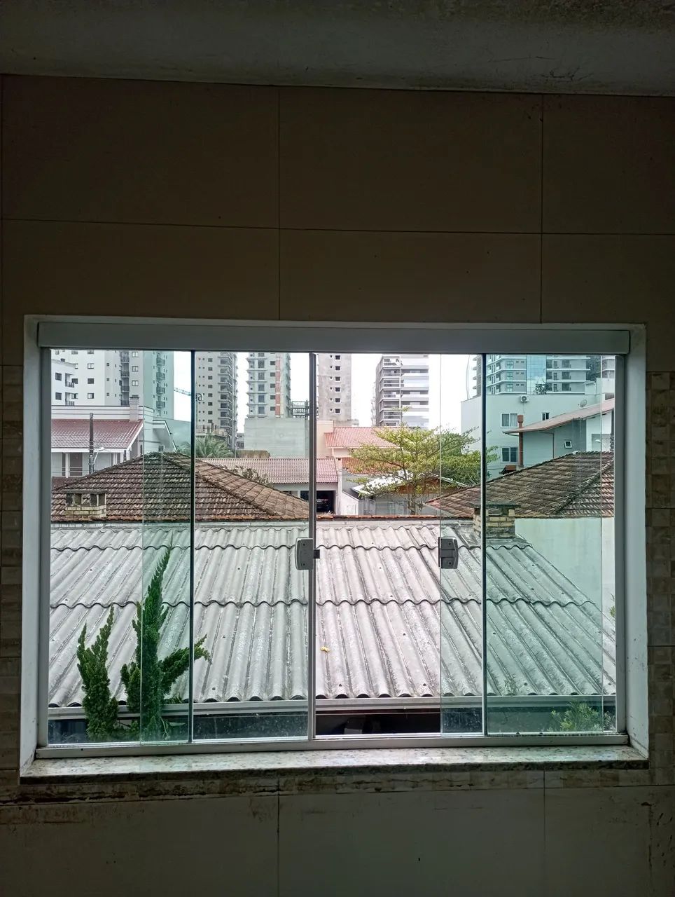 Janela de Blindex 64220045334915120