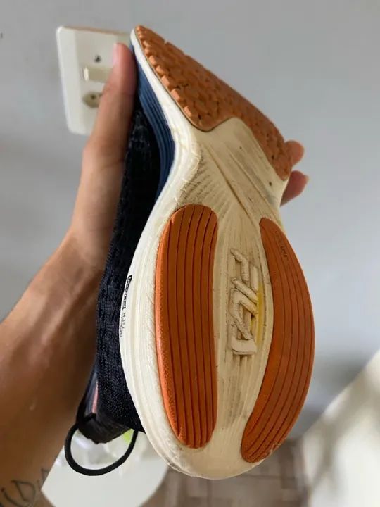 Tênis Fila KR6 - Tamanho 38 - Foto 3