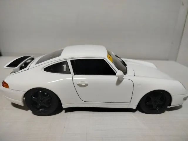 Miniatura Porsche Carrera 911 1993 Bburago 1/18 - Foto 3