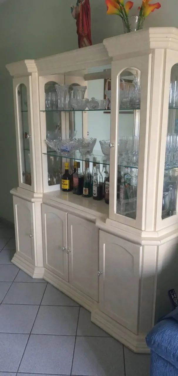 Mesa de Jantar + Cristaleira em Pátina Marmorizada  - Foto 3
