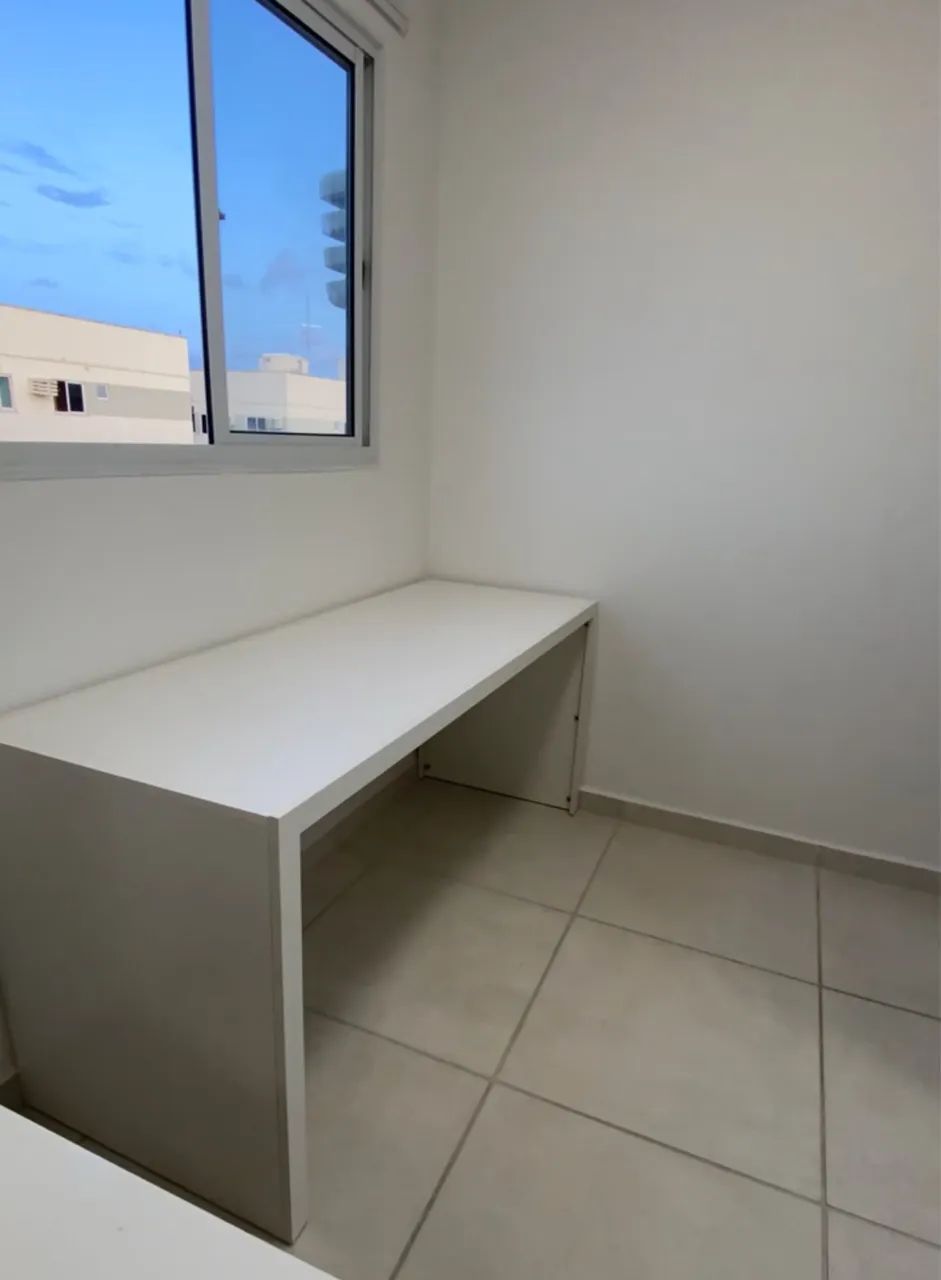 Mesa de estudos / escrivaninha 