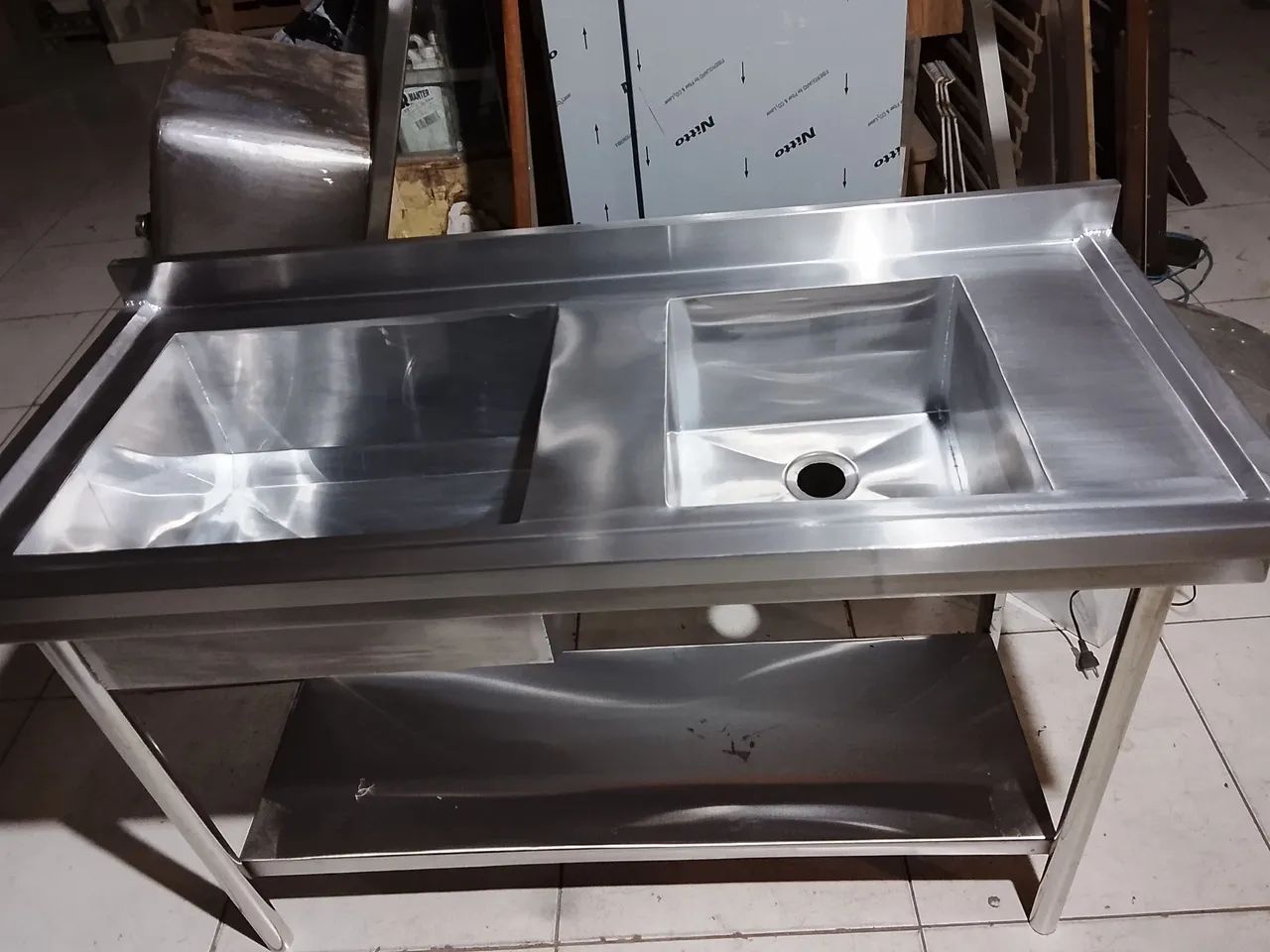 Pia Industrial de Aço Inox com Cuba e Grelha - Foto 2