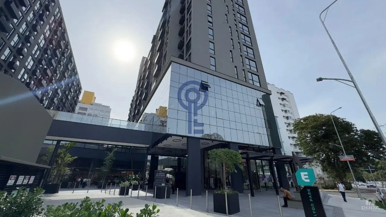 Studio mobiliado para locação anual no Viva Trindade - em frente ao HU e próximo à UFSC