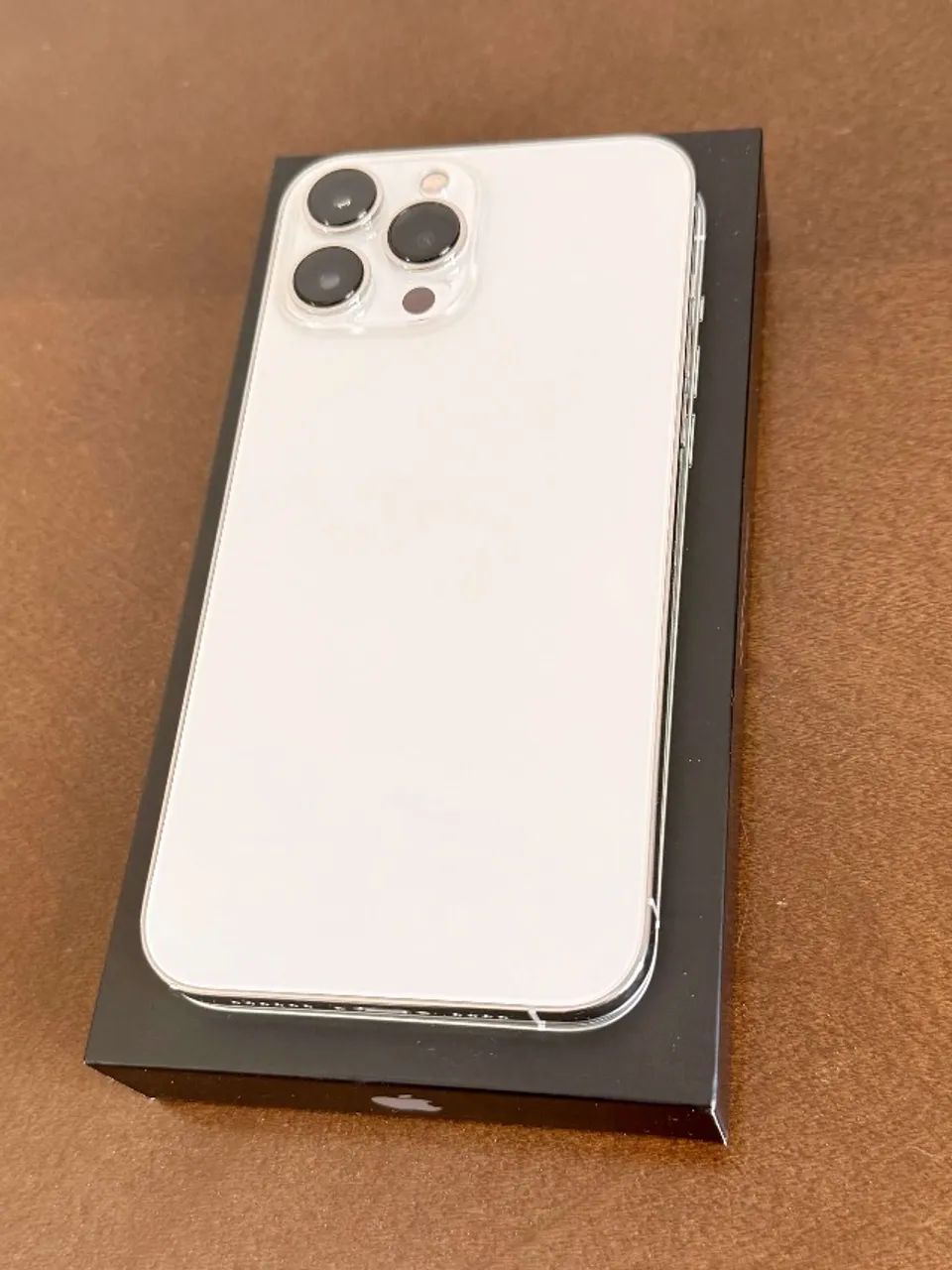 iPhone 13 Pro Max - IMPECÁVEL + acessórios premium - Celulares e