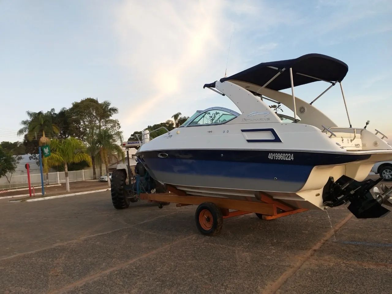 Lancha Arth Marine 25.5 pés 2014 