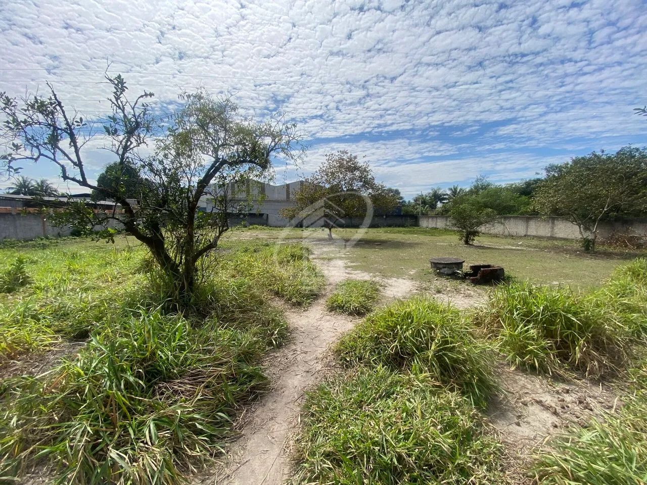 Terreno à venda no bairro Capivari em Duque de Caxias/RJ