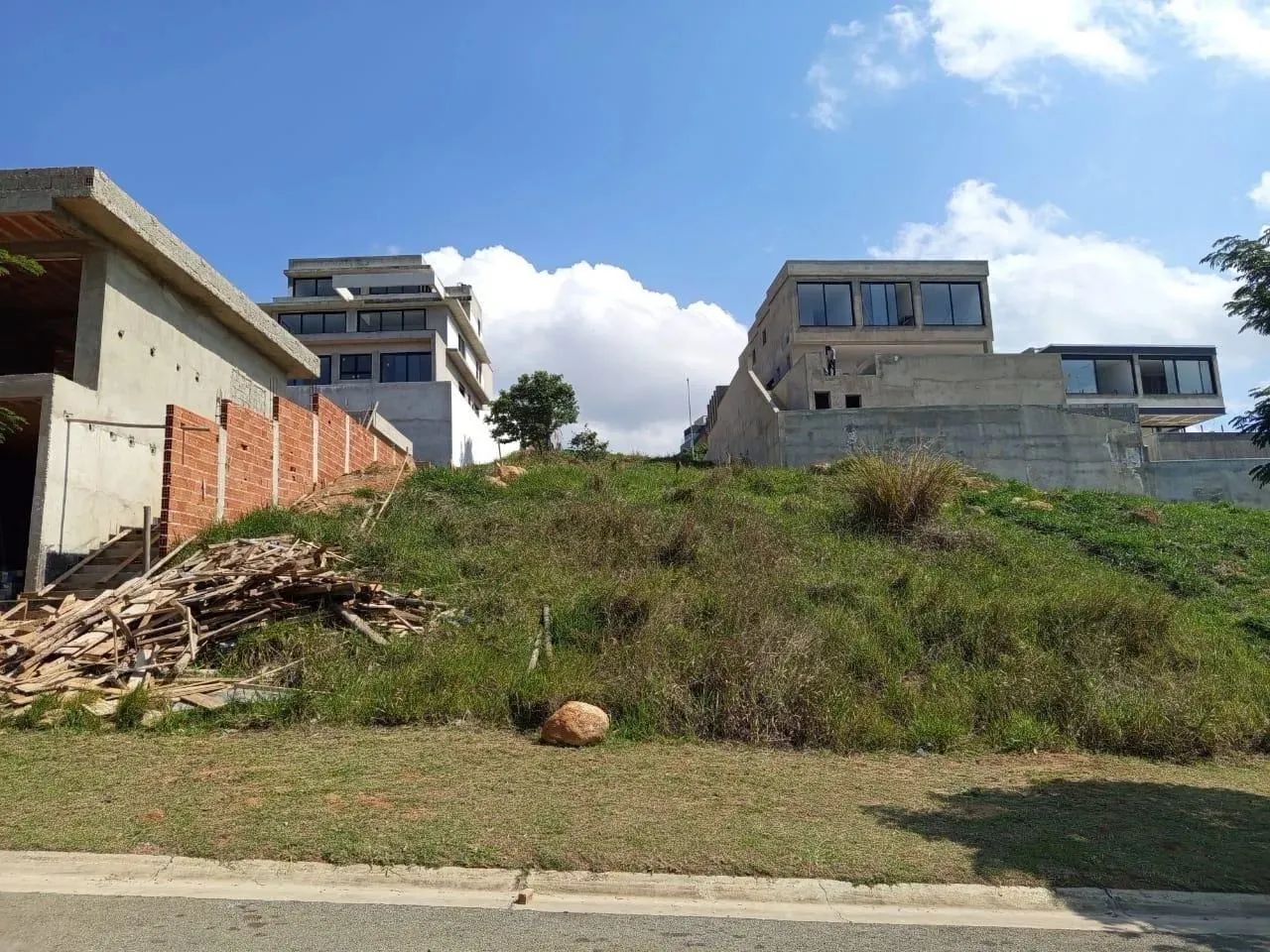 TERRENO RESIDENCIAL em SANTANA DE PARNAÍBA - SP, JARDIM BANDEIRANTES - Foto 2