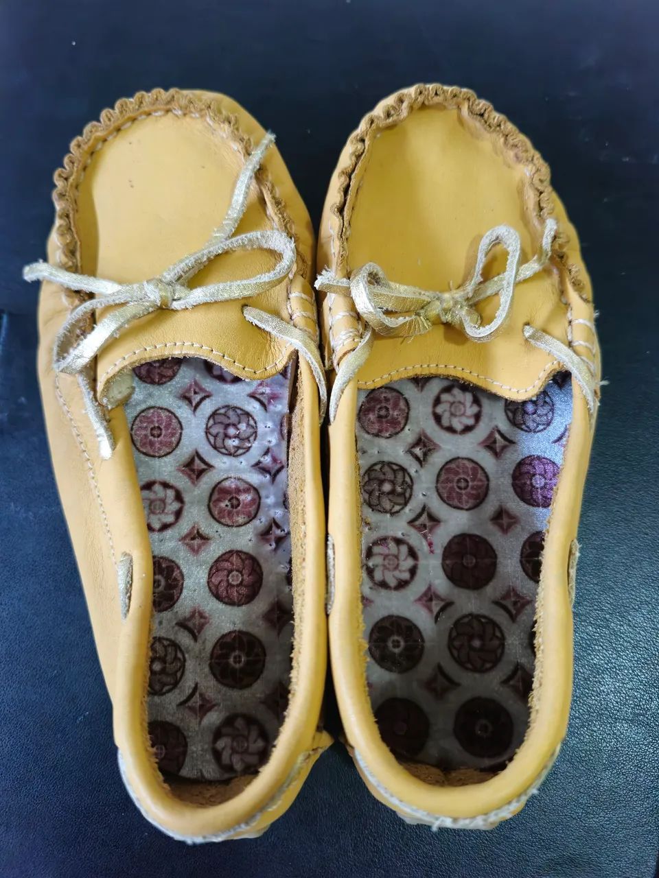 R$ 25 | Mocassim | Sapato | Alaranjado | Tamanho 22 | Menina | Couro Legítimo | Novo - Foto 2