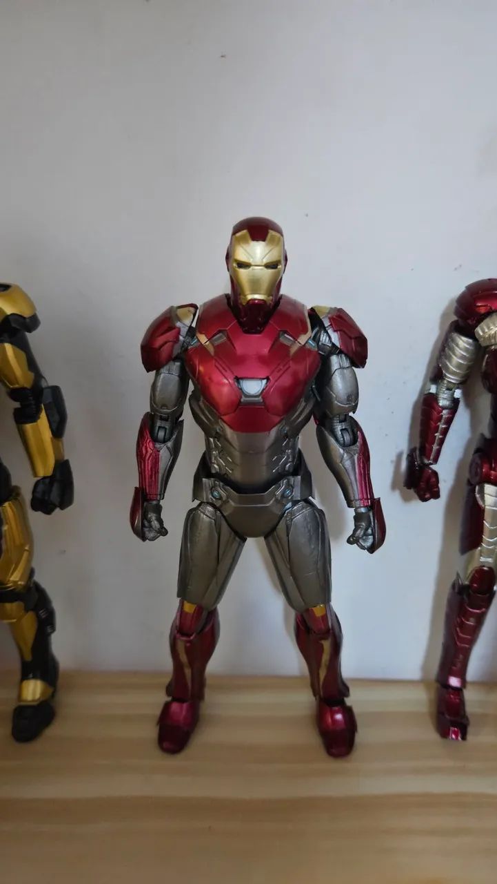 Action Figure Marvel Homem de Ferro