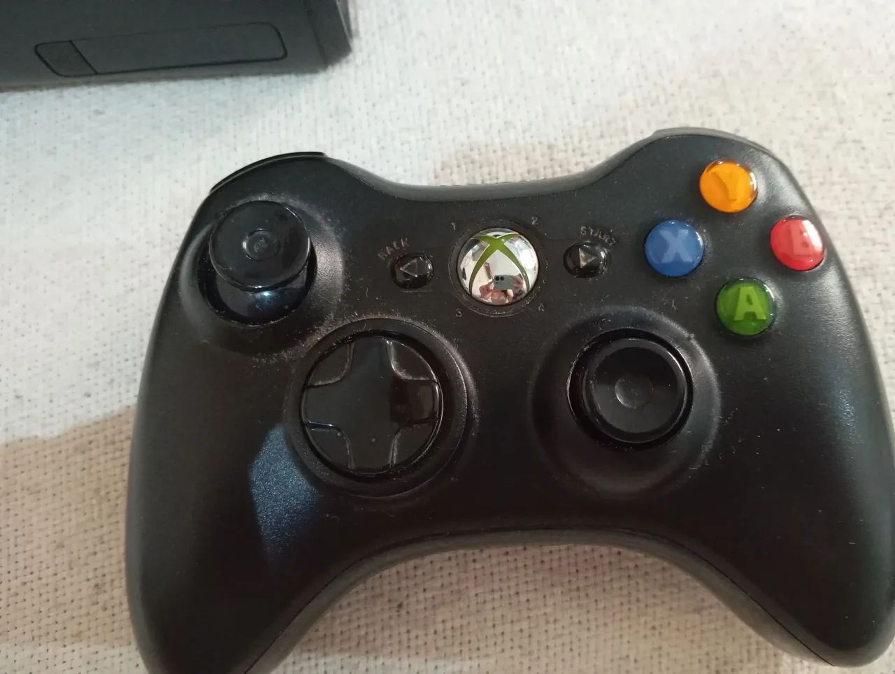 Xbox 360 usado,com fonte e controle - Foto 5