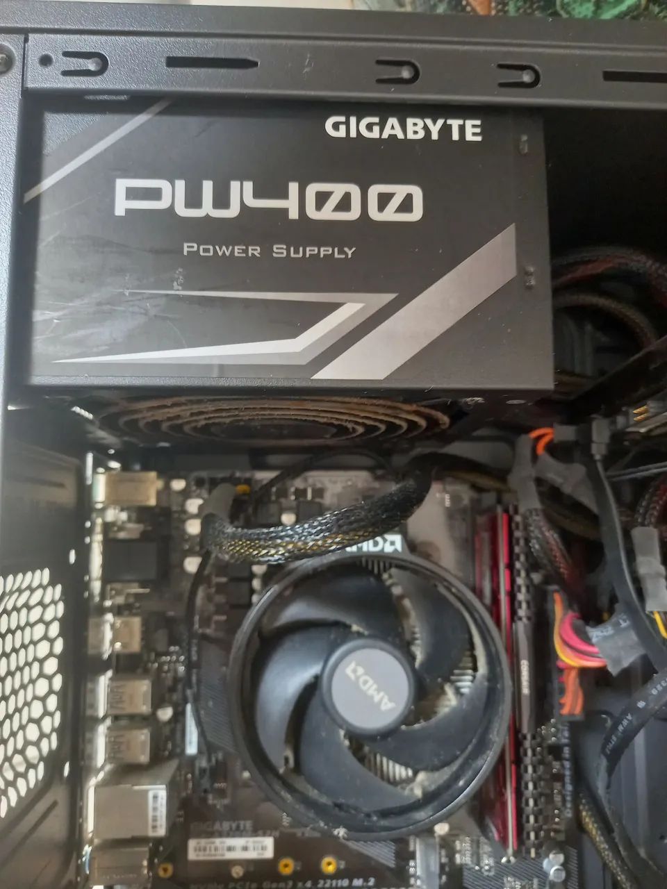 VENDO DESKTOP-AMD RYZEN 3 2200G 16 GIGAS DE RAM - Foto 5