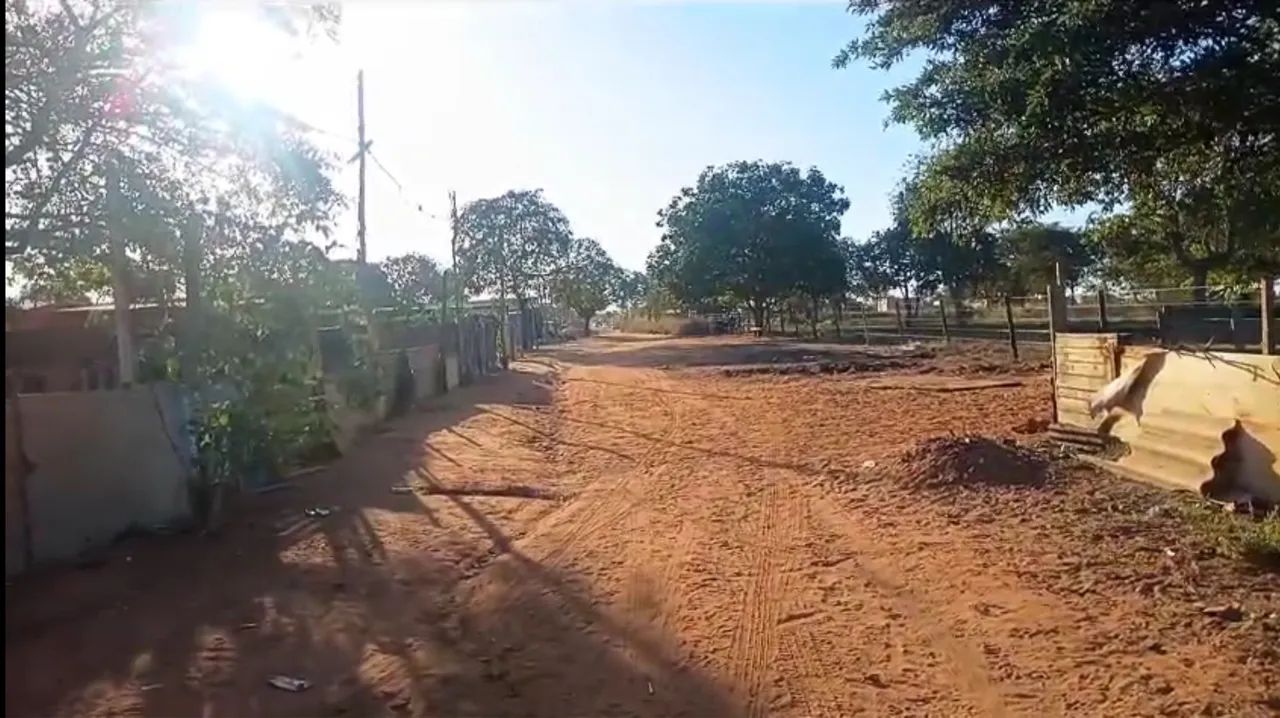 Vende-se terreno com meia água  - Foto 4