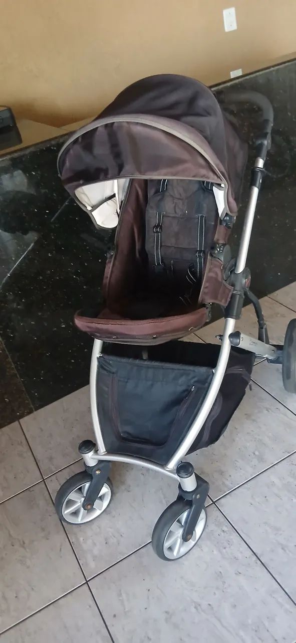 Vendo carrinho  de bebê! - Foto 2