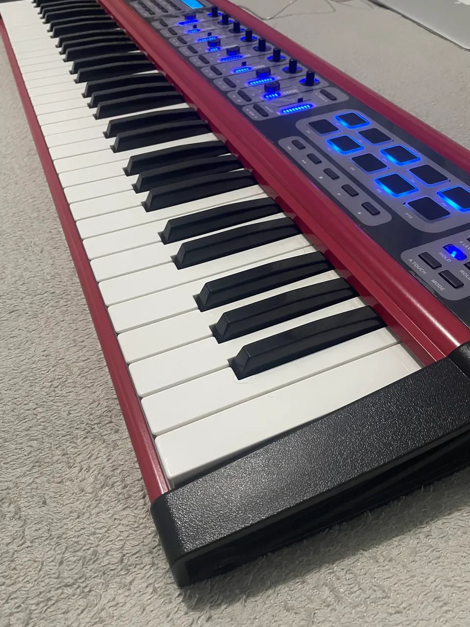 Teclado controlador Költ Kontrolkey 61 PRO - Foto 5