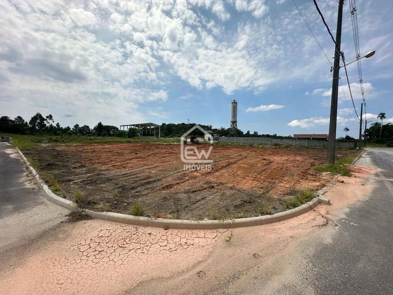Terreno Industrial com 2.459m² em Araquari, SC