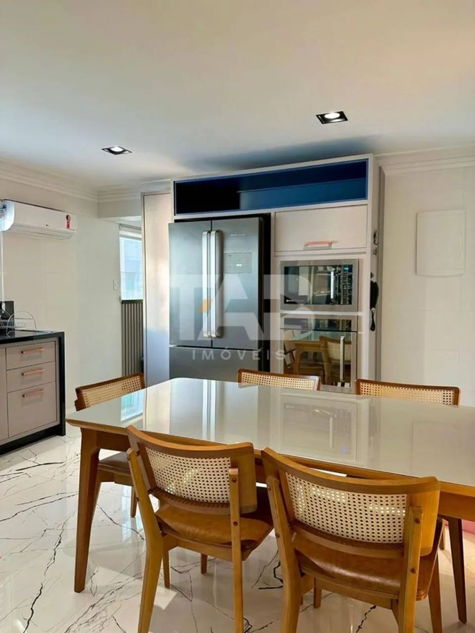 Apartamento mobiliado com 3 quartos para locação - Foto 4