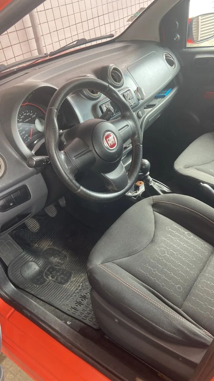 Fiat Uno Sporting 1.4 EVO Fire Flex 8V 4P 2012 - Foto 5