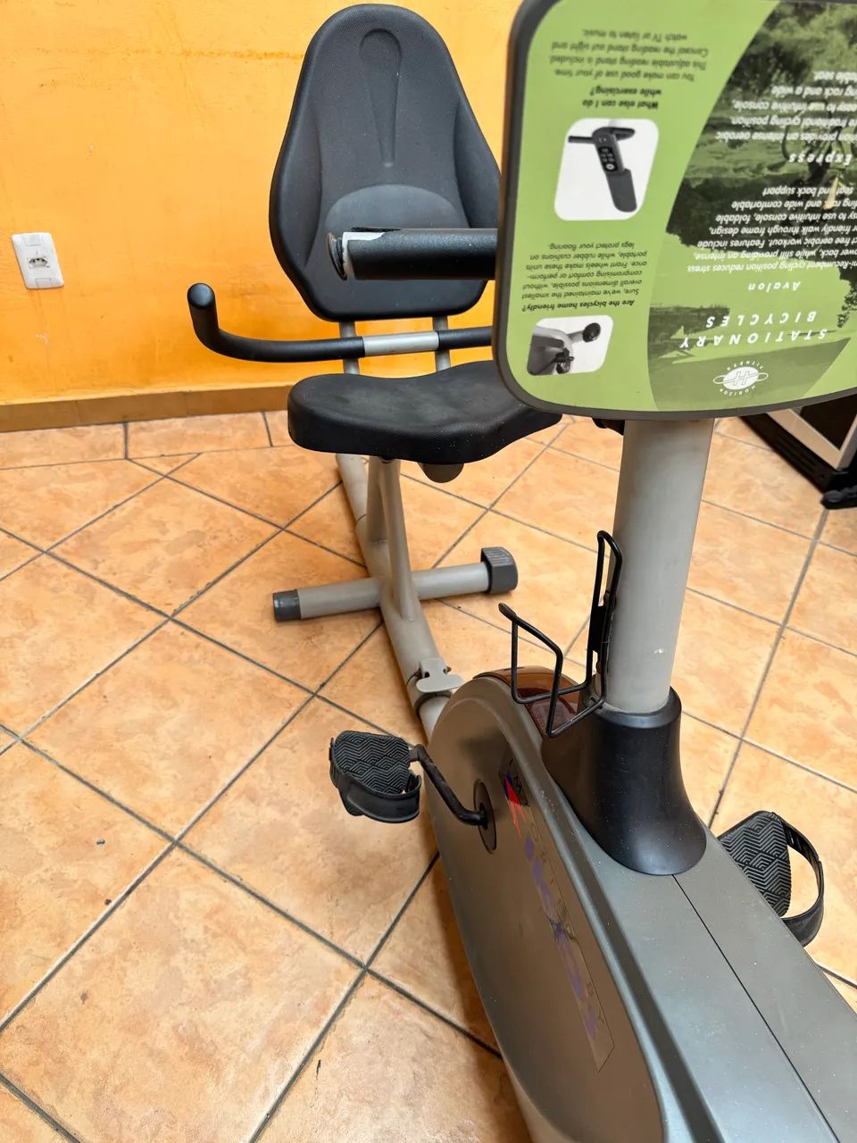 Bicicleta ergométrica Horizontal Kikos  - Foto 4