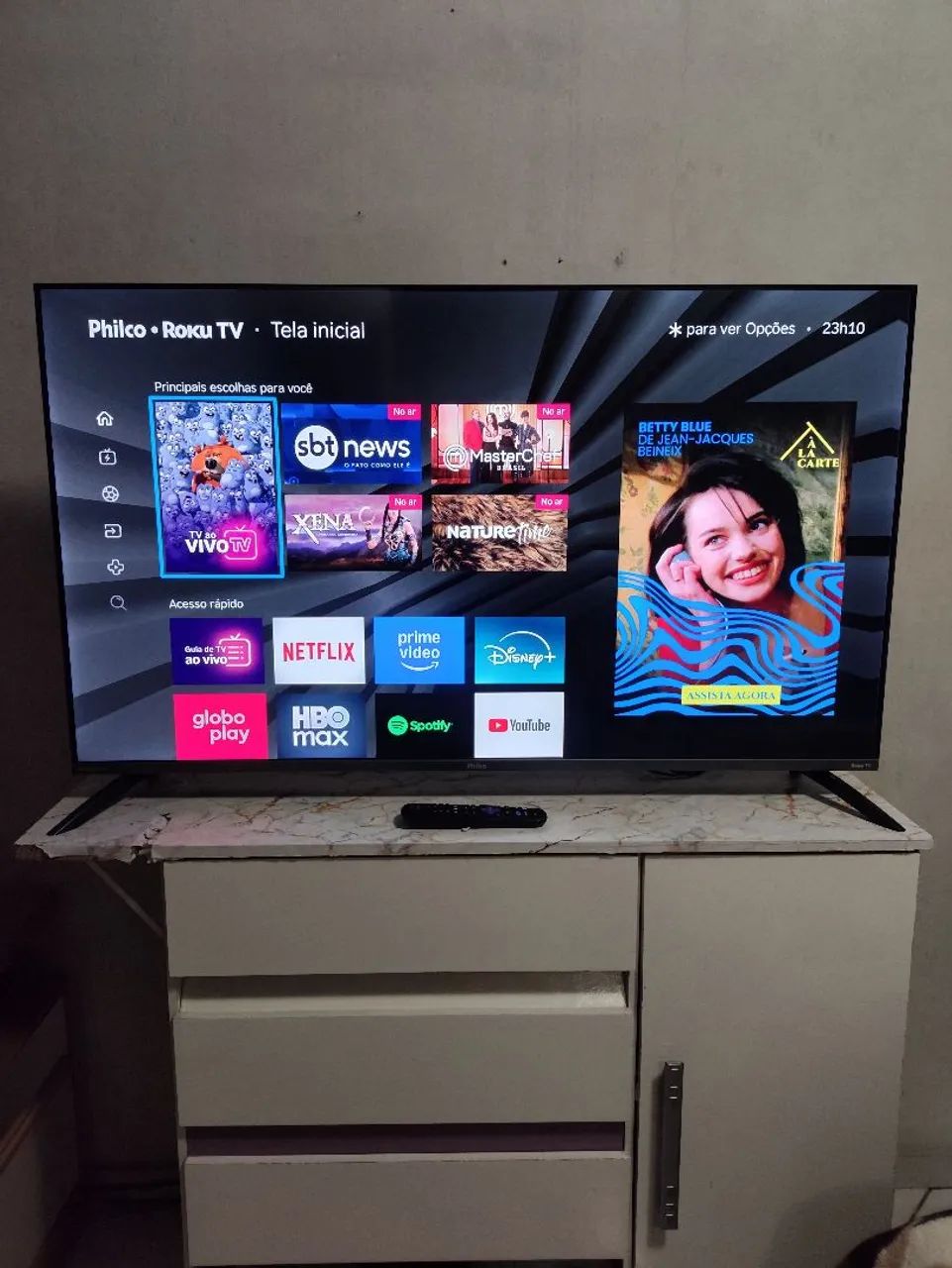 TV smart Roku 50 polegadas 4K com borda infinita zerada novinha  - Foto 2