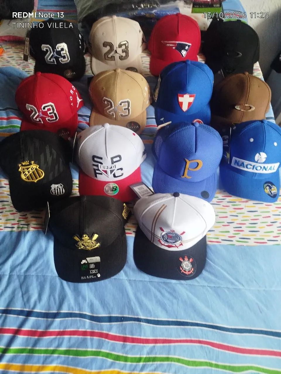 Vendo lote de bonés 