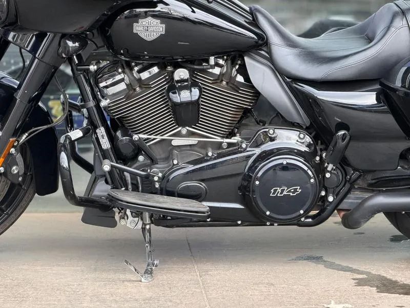 HARLEY-DAVIDSON FLHX S 2021 - Foto 4