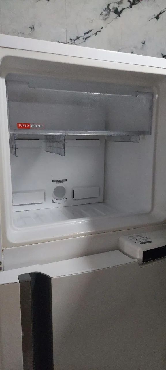 Geladeira Brastemp seme nova  - Foto 2