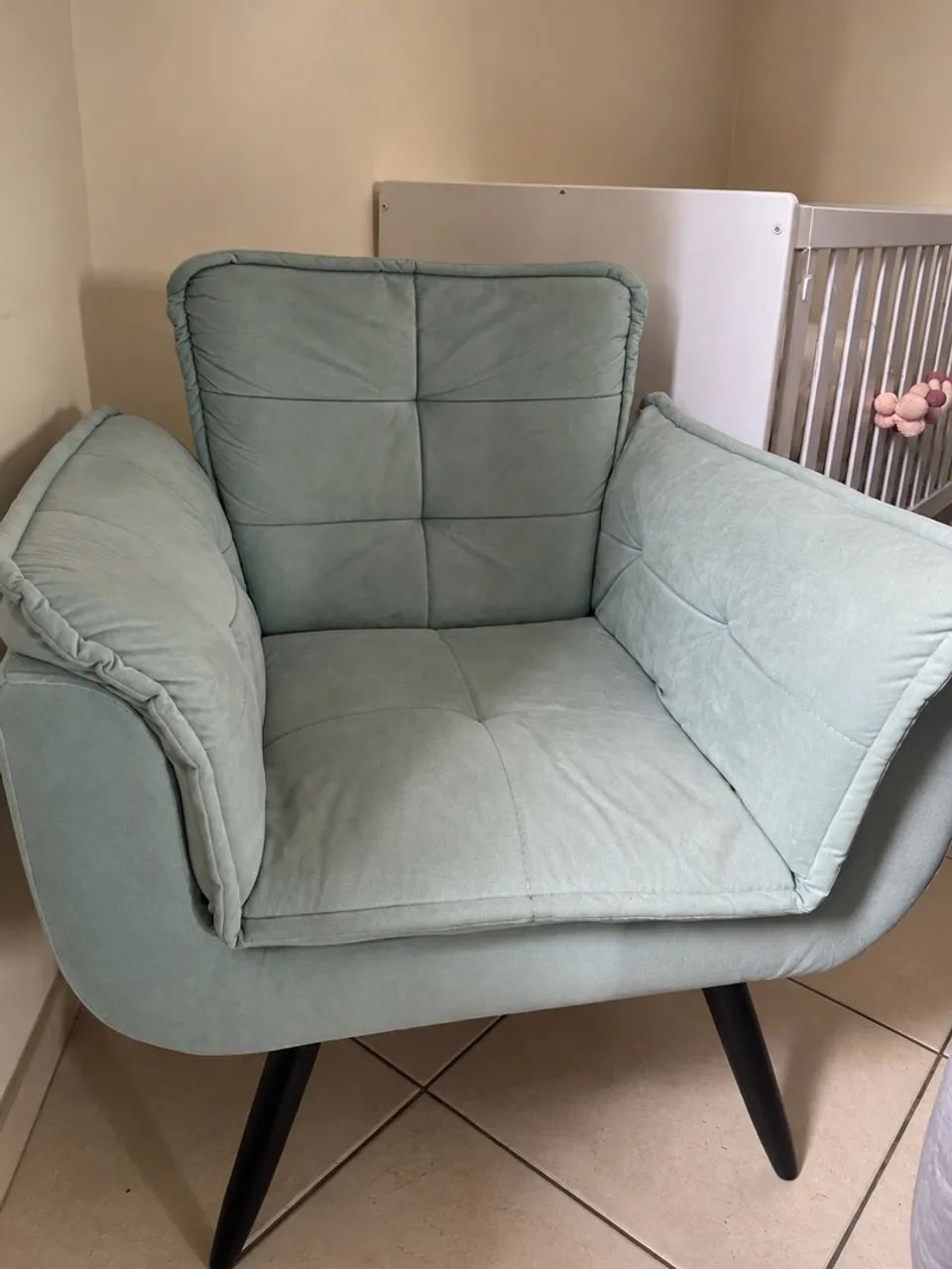 Poltrona Decorativa Verde-Clara - Confortável