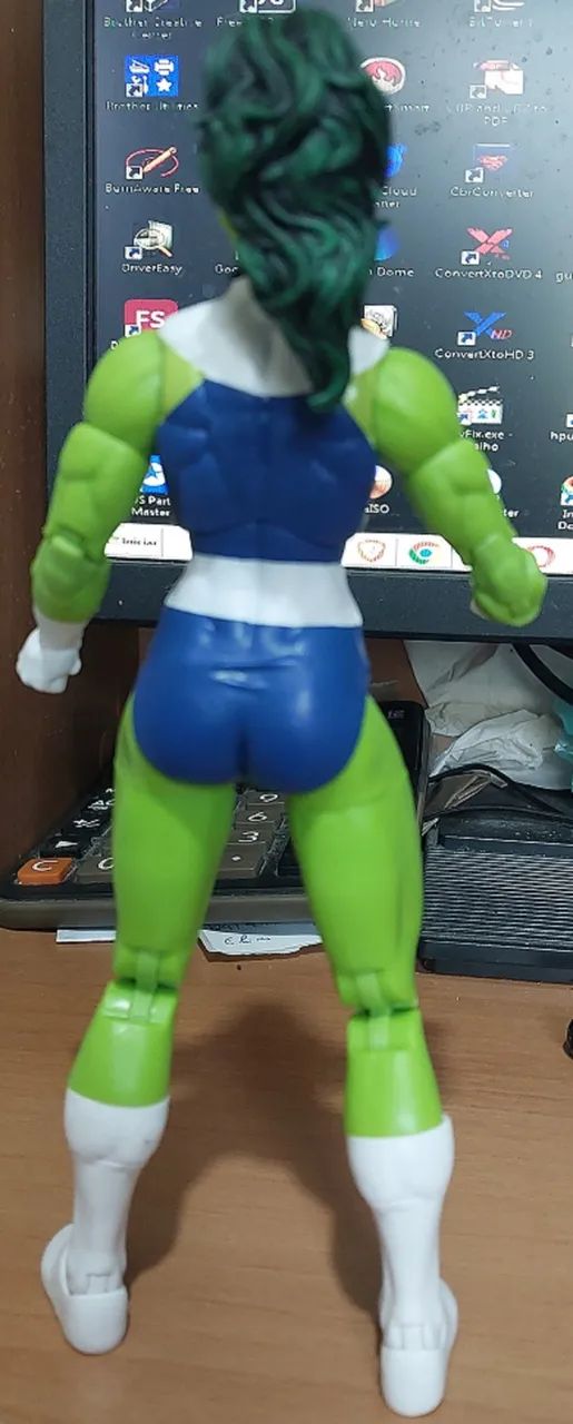 Marvel Legends She-Hulk (Mulher-Hulk) Fantastic Four original usada Hasbro  - Foto 2