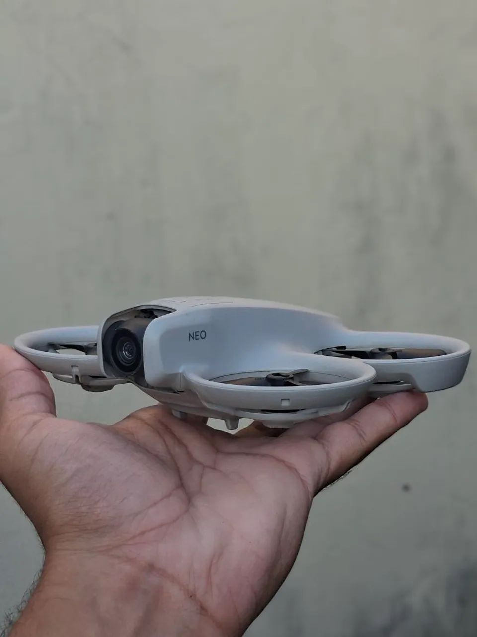 Drone Dji Neo com 3 Bateria, Hub de carregamento e acessórios! - Foto 2