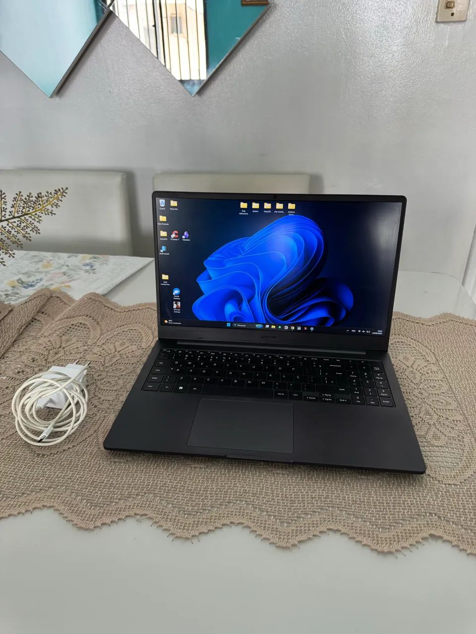 Galaxy Book 2 | 256gb 4gb RAM