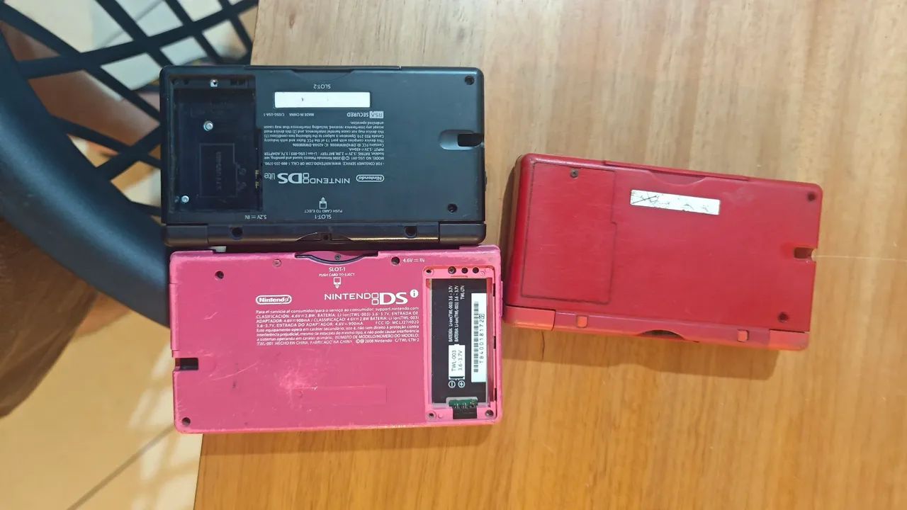 Lote 2 DS lite e um dsi - todos sem teste - Foto 3