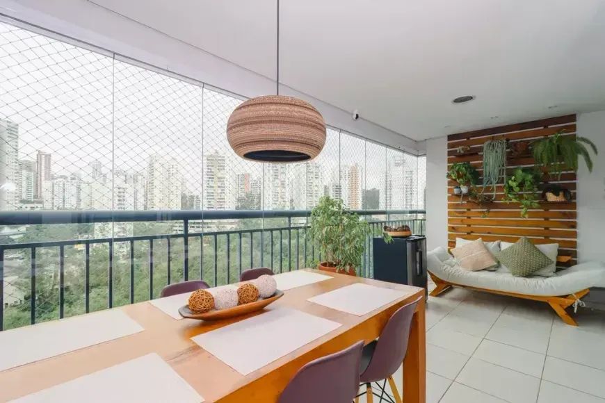 133 m² | 4 dormitórios | 2 suítes | Varanda Gourmet | Morumbi