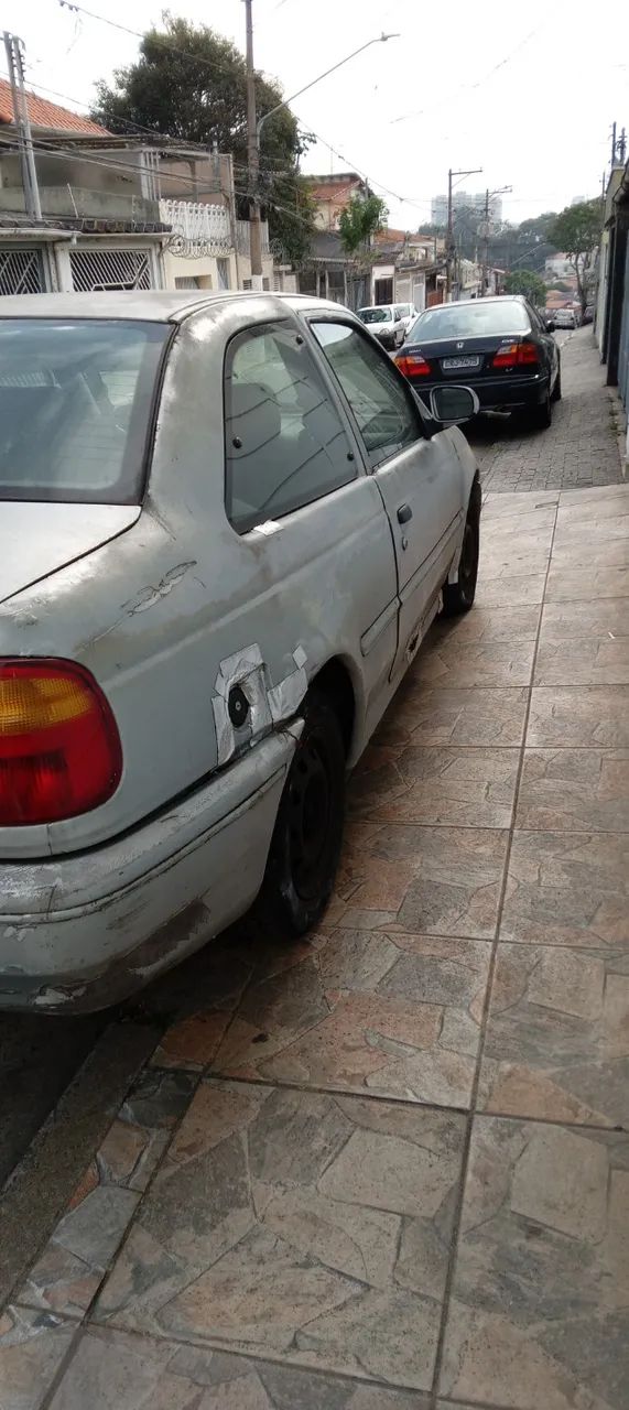 Volkswagen Logus 1.8 / CLI / CL (álcool) 1994 - Foto 4