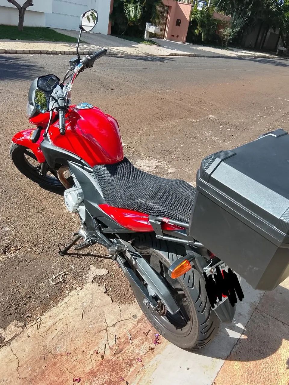 Cb300 Super conservada com KM baixo  - Foto 3