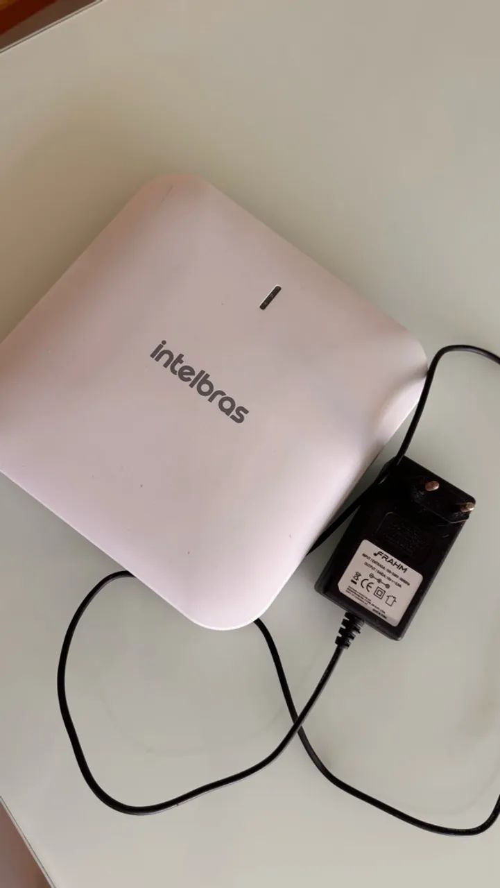 Roteador Intelbras branco