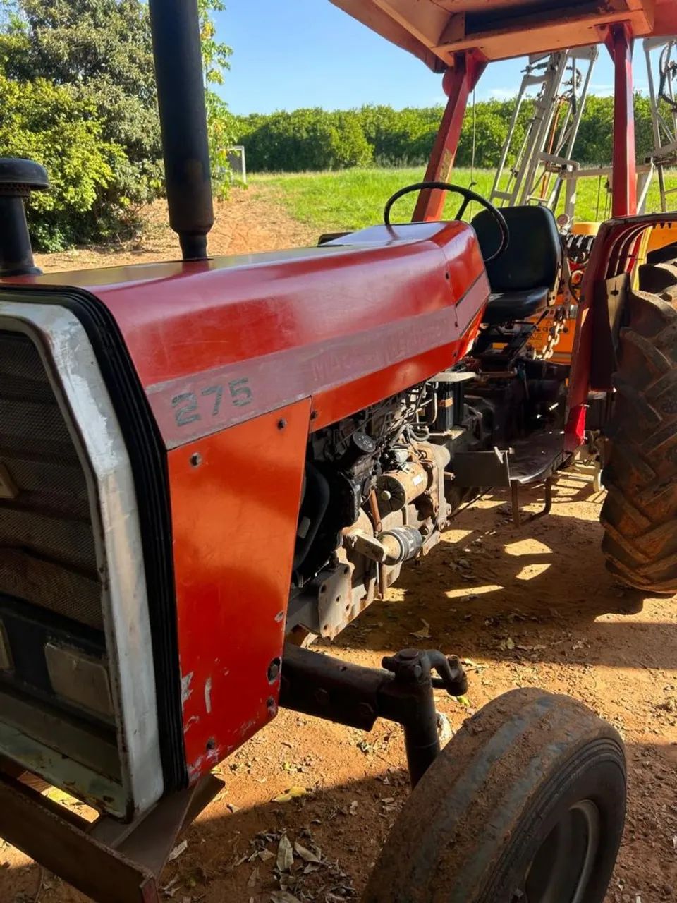 Vendo trator MF 275 - Foto 2