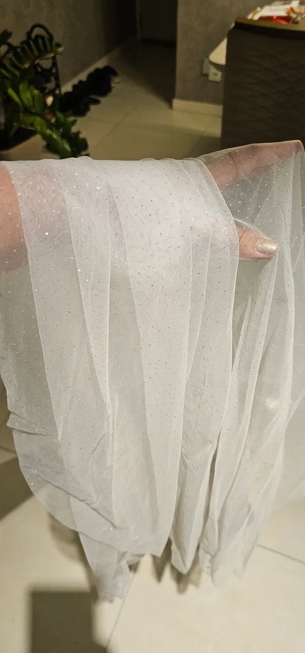 Vestido de Noiva (Brinde Coroa, Cinto e o Véu) - Foto 5