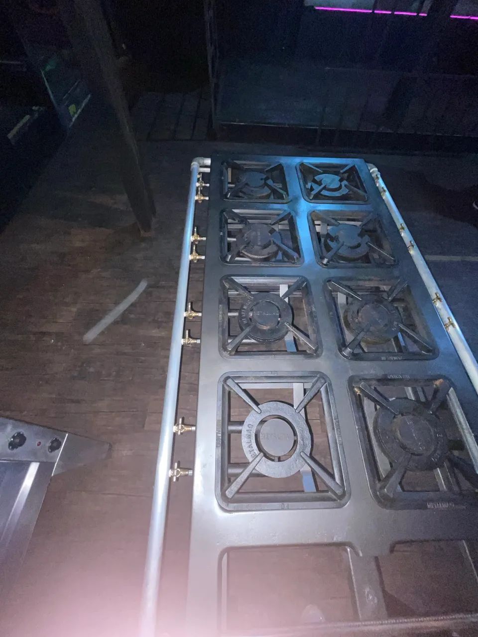 Fogão Industrial 8 Bocas Ferro/ Gás  - Foto 2