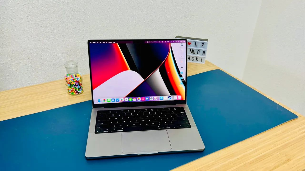 MACBOOK M1 Pro: Muito novo - Notebooks - São Benedito, Olinda