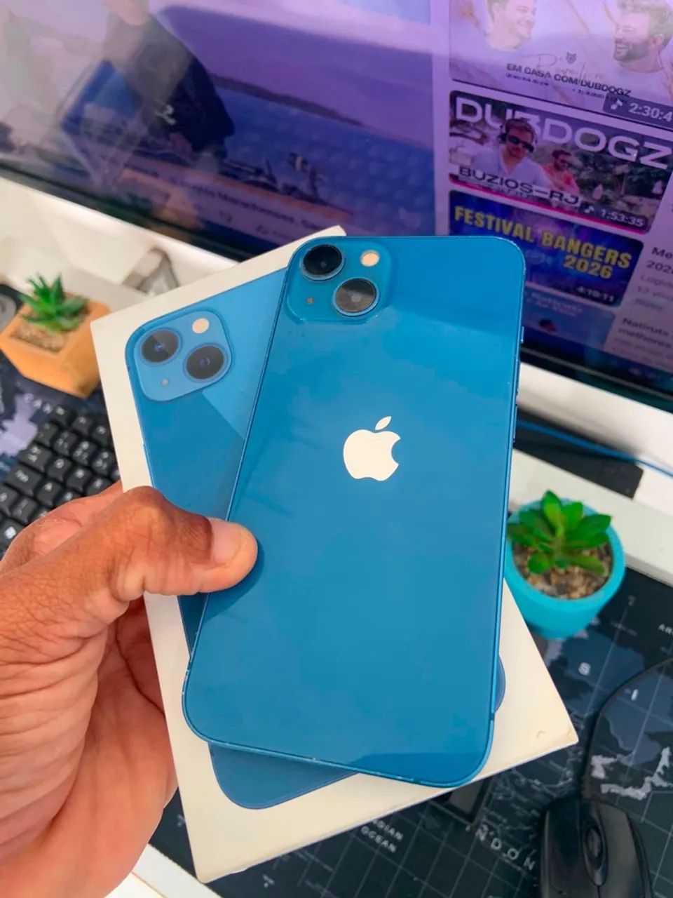 iPhone 13 