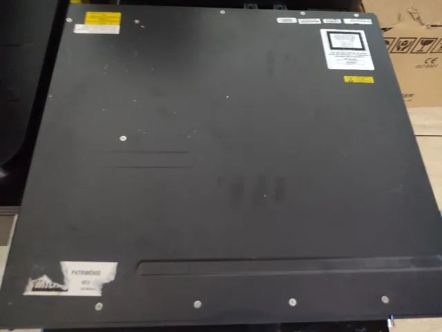 Switch Cisco Catalyst Ws-c3750x-24t-l - Foto 2