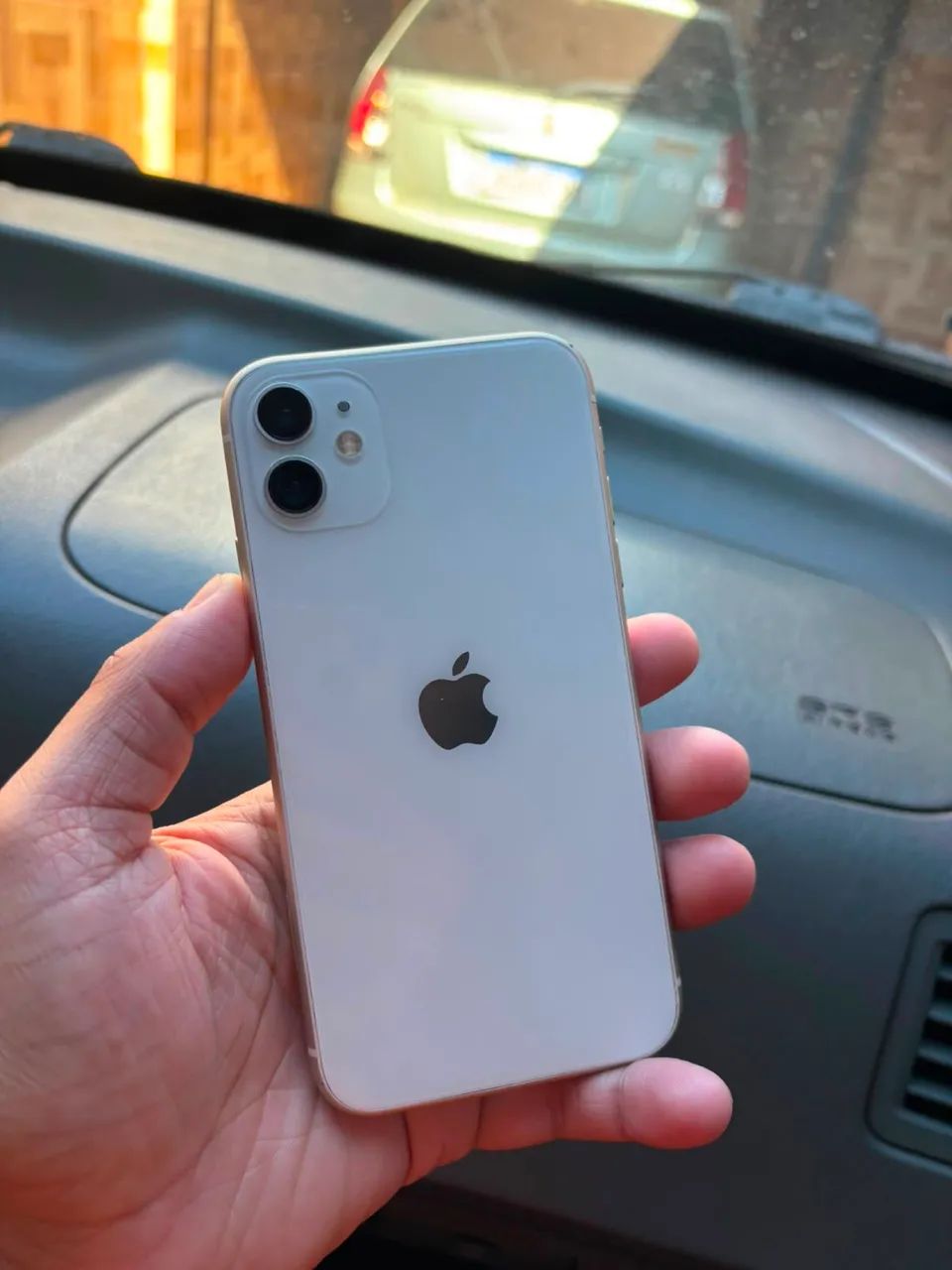 iPhone 11 64GB 