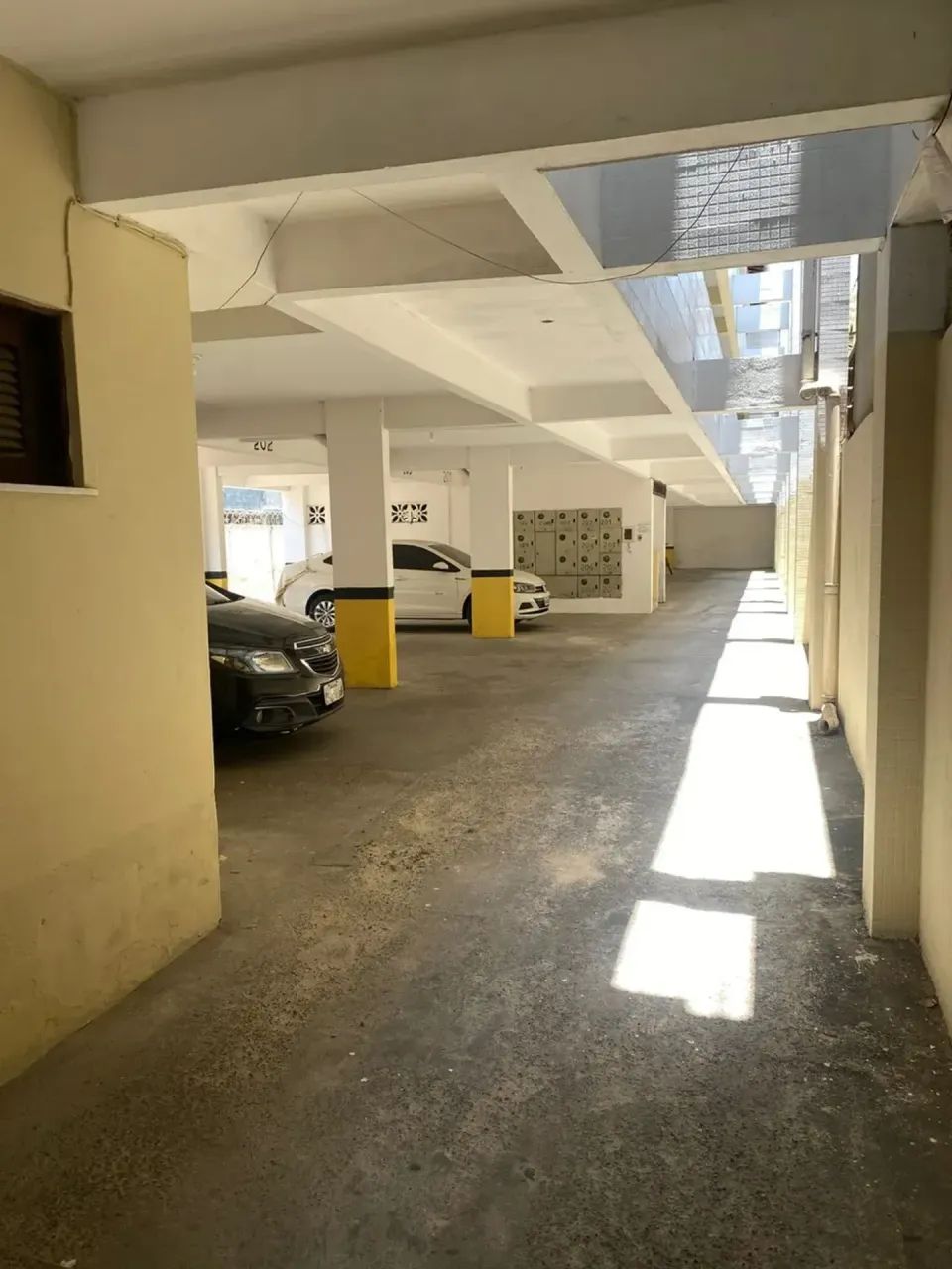 Prédio Residencial, Montese, 17 Aptos, 1 e 2 Qtos e Garagem, Próx. Av. Prof. Gomes de Mato - Foto 4