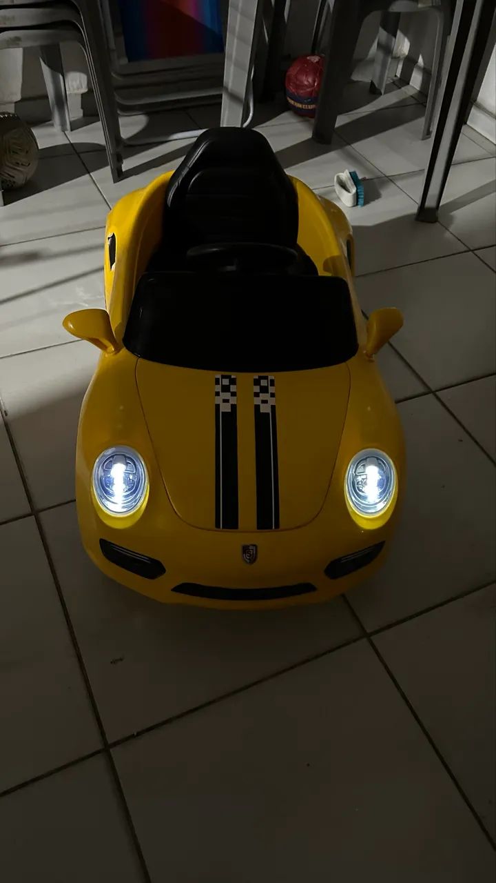 Carro Elétrico Infantil Amarelo - Excelente Estado! - Foto 5