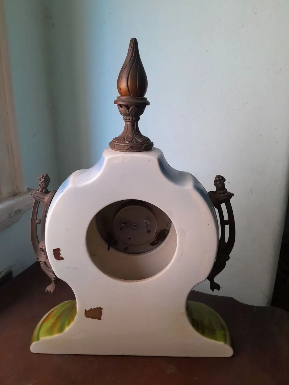 Relógio suíço de louça com bronze - Foto 2
